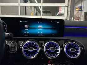 Mercedes-Benz CLA-klasse Shooting Brake 180 Business Solution Luxury,Schuif/kanteldak,AMG-stuurwiel,stoelverwarming,Vol leder thumbnail 33