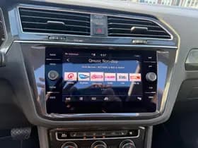 Volkswagen Tiguan 1.5 TSI ACT Highline R-Line, Panoramadak,Stoelverwarming,Apple Carplay/Android thumbnail 19