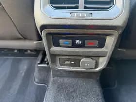 Volkswagen Tiguan 1.5 TSI ACT Highline R-Line, Panoramadak,Stoelverwarming,Apple Carplay/Android thumbnail 25