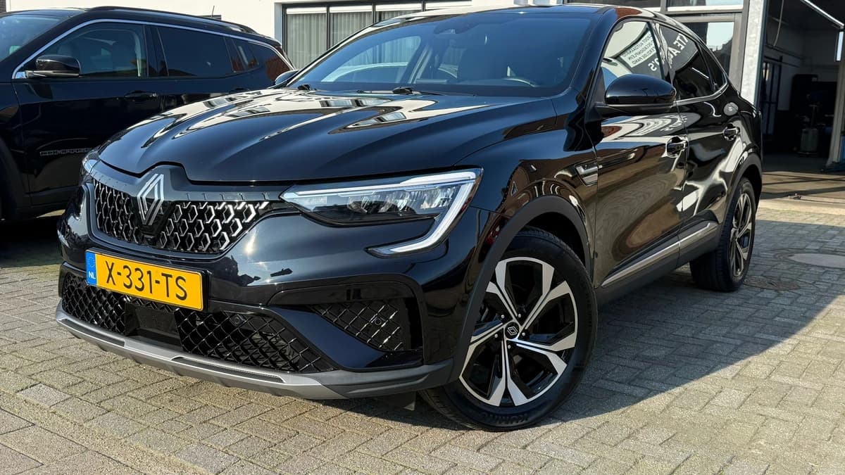 Renault Arkana 1.6 E-Tech full hybrid 145 techno, Apple Carplay/Android,Navigatie,Parkeersensoren — foto 1