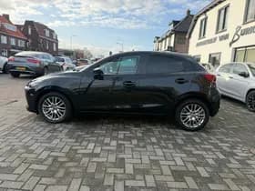 Mazda 2 1.5 Skyactiv-G Luxury,Apple Carplay/Android Stoelverwarming,Stuurverwarming,Navigatie,Achteruitrij camera thumbnail 4