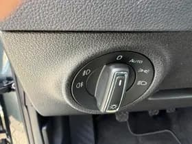 Skoda Karoq 1.5 TSI ACT Business Edition Plus, Stoelverwarming,Apple Carplay/Android,Navigatie,Trekhaak thumbnail 14