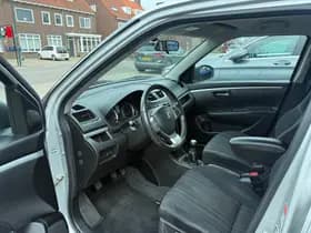 Suzuki Swift 1.2 Bandit EASSS, Trekhaak,Stoelverwarming,Cruise control,Airco,L.M.Velgen,Parkeersensoren thumbnail 11