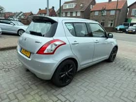 Suzuki Swift 1.2 Bandit EASSS, Trekhaak,Stoelverwarming,Cruise control,Airco,L.M.Velgen,Parkeersensoren thumbnail 8