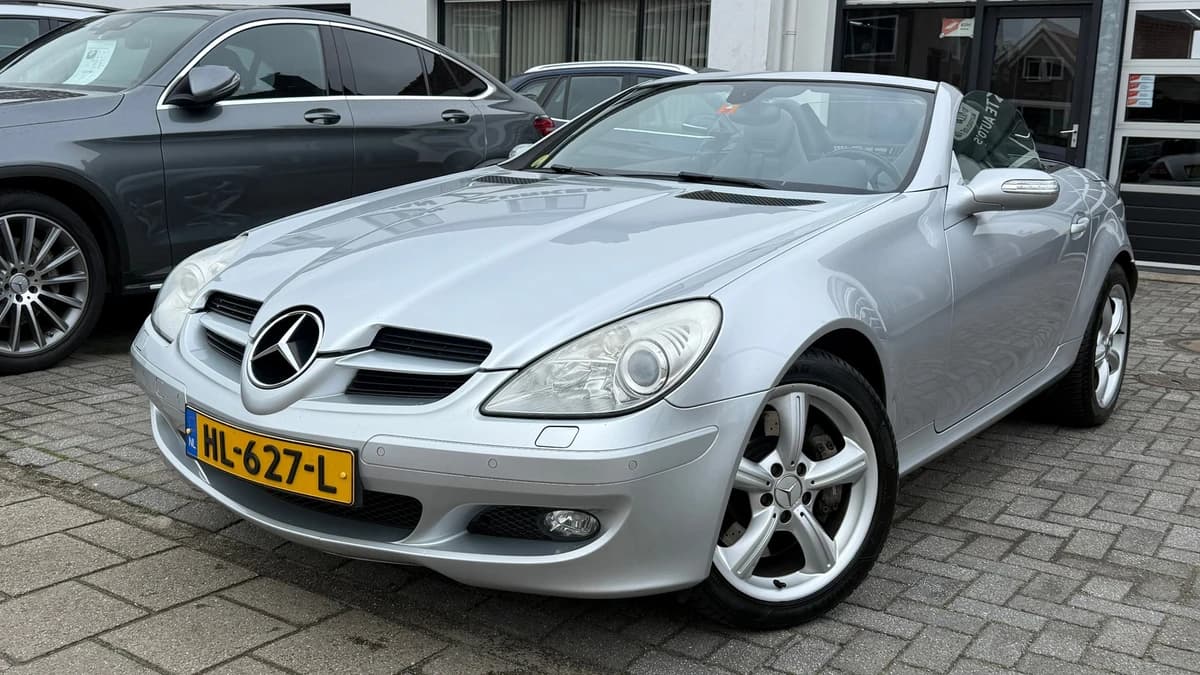 Mercedes-Benz SLK-klasse 350, Stoelverwarming,Nekverwarming,Navigatie,Parkeersensoren,Cruise control — foto 1