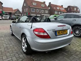 Mercedes-Benz SLK-klasse 350, Stoelverwarming,Nekverwarming,Navigatie,Parkeersensoren,Cruise control thumbnail 5