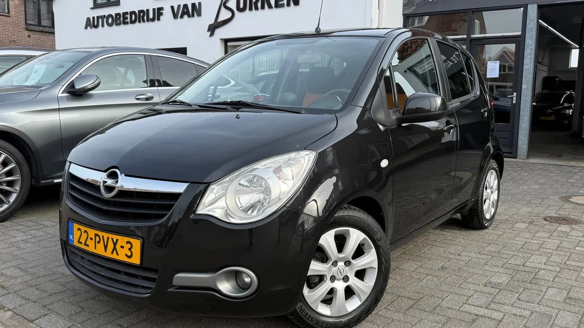 Opel Agila — foto 1