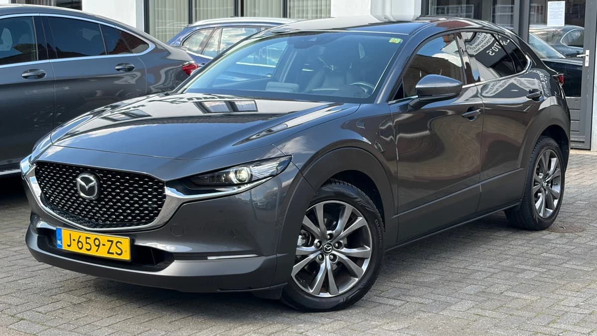 Mazda CX-30 — foto 1