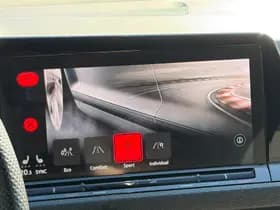 Volkswagen Golf thumbnail 25