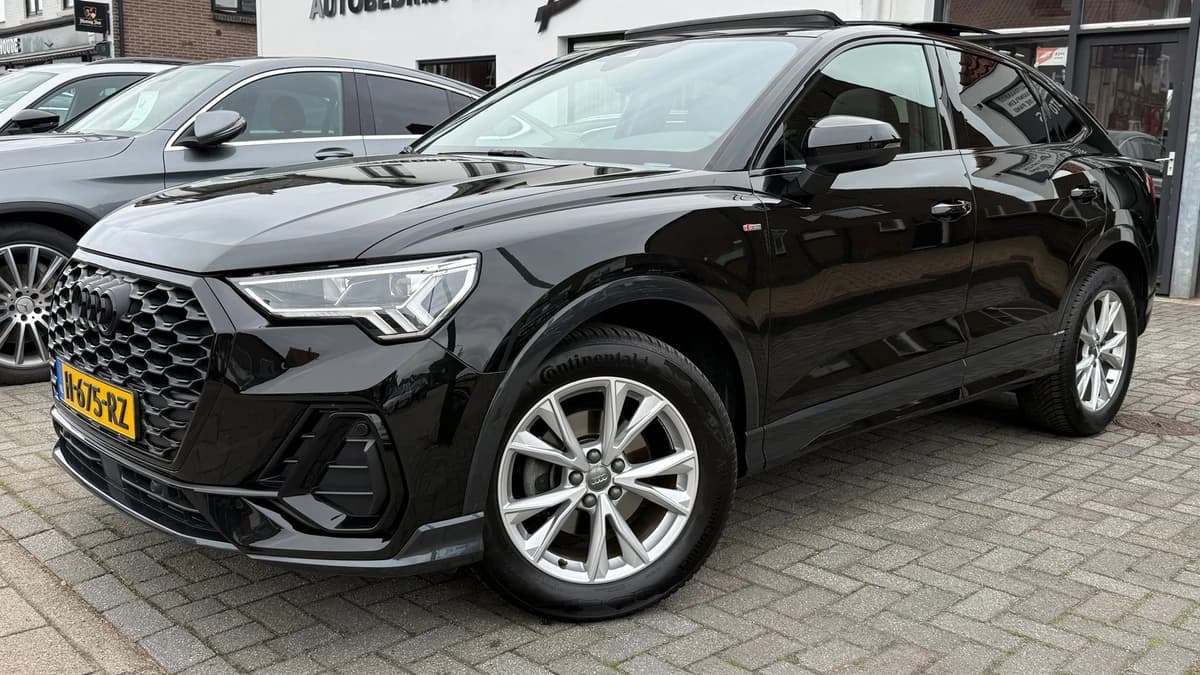 Audi Q3 — foto 1