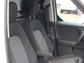 Ford Transit Courier 1.5 100pk Trend 'Frozen White' DEMO Frozen thumbnail 17