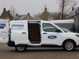 Ford Transit Courier 1.5 100pk Trend 'Frozen White' DEMO Frozen thumbnail 9