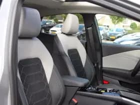 Ford Puma Gen-E Premium 0,99% rente! € 3.000 voordeel! Kom proefrijden! Solar Silver thumbnail 28