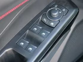 Ford Puma 1.0i Ecoboost Hybrid 125pk ST-Line X | B&O Audio | Driver Assistance Pack | Winterpack Digital Aqua Blue thumbnail 16