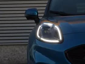 Ford Puma 1.0i Ecoboost Hybrid 125pk ST-Line X | B&O Audio | Driver Assistance Pack | Winterpack Digital Aqua Blue thumbnail 9