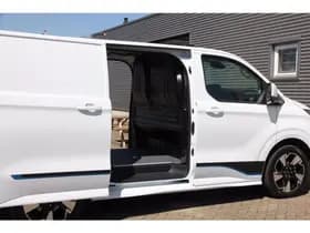 Ford Transit thumbnail 11