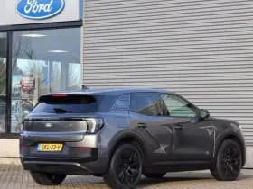 Ford Explorer 79 kWh 340pk AWD Premium 'Black Edition' | AGR stoelen | Trekhaak | Origineel Nederlands | Magnetic Grey thumbnail 4