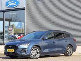 Ford Focus Wagon Hybrid 125pk ST-Line | Adaptive Cruise | Winter Pack | Rijklaarprijs! Chrome Blue Metallic
