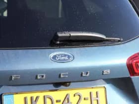 Ford Focus Wagon Hybrid 125pk ST-Line | Adaptive Cruise | Winter Pack | Rijklaarprijs! Chrome Blue Metallic thumbnail 12