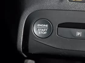 Ford Focus Wagon Hybrid 125pk ST-Line | Adaptive Cruise | Winter Pack | Rijklaarprijs! Chrome Blue Metallic thumbnail 17