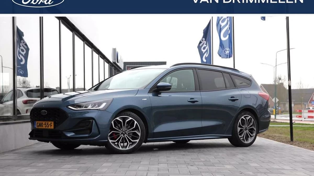 Ford Focus Wagon 1.0 EcoBoost Hybrid 155pk Powershift ST-Line X I 18"I blauw — foto 1