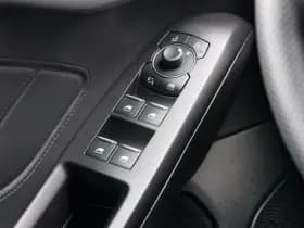 Ford Focus Wagon 1.0 EcoBoost Hybrid 155pk Powershift ST-Line X I 18"I blauw thumbnail 19