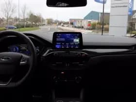 Ford Kuga 2.5 PHEV e-CVT 225pk ST-Line X I Trekhaak I NL auto Lucid Red thumbnail 28