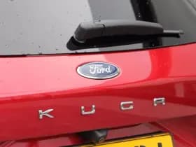 Ford Kuga 2.5 PHEV e-CVT 225pk ST-Line X I Trekhaak I NL auto Lucid Red thumbnail 7
