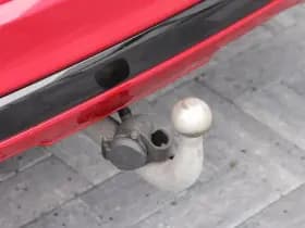 Ford Kuga 2.5 PHEV e-CVT 225pk ST-Line X I Trekhaak I NL auto Lucid Red thumbnail 9