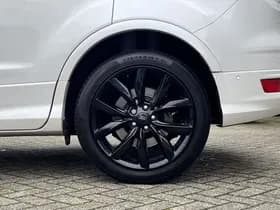 Ford Kuga 1.5 EcoBoost 150PK 2WD ST Line 'Platinum White' | 19 inch | Panorama dak | Nieuwe motor! Platinum thumbnail 6