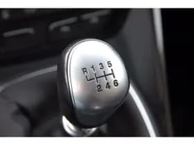 Ford Kuga 1.5 EcoBoost 120PK 2WD ST Line | Trekhaak | Clima | Cruise | 19 inch | Nieuwe motor! Moondust thumbnail 21