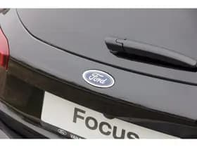Ford Focus thumbnail 4