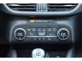 Ford Focus 1.0 EcoBoost 125pk Titanium Business thumbnail 15