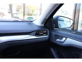 Ford Focus 1.0 EcoBoost 125pk Titanium Business thumbnail 17