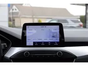 Ford Focus thumbnail 16