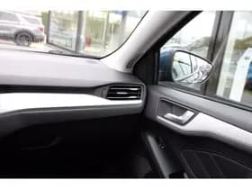 Ford Focus thumbnail 18