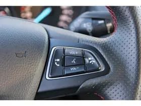 Ford Kuga 1.5 EcoBoost ST-Line 'Moondust Silver Metallic' | Winterpack | Rijklaar! Moondust Silver thumbnail 27