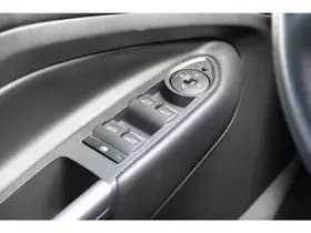 Ford Kuga 1.5 EcoBoost 150PK 2WD ST Line Magnetic thumbnail 22