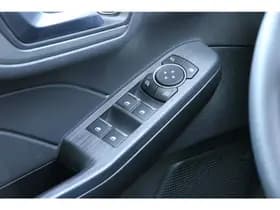 Ford Kuga 2.5 PHEV e-CVT 225pk Titanium X I Trekhaak I All season Solar Silver thumbnail 19