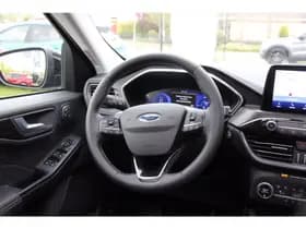Ford Kuga thumbnail 18