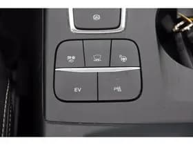 Ford Kuga thumbnail 24