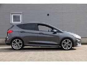 Ford Fiesta thumbnail 5