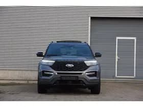 Ford Explorer thumbnail 2