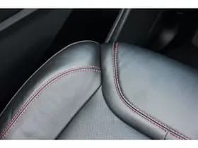 Ford Explorer thumbnail 30