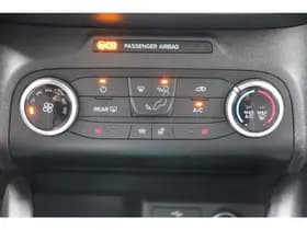 Ford Focus thumbnail 17