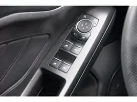 Ford Focus thumbnail 19