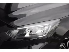 Ford Focus thumbnail 9