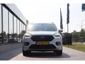 Ford Kuga thumbnail 2