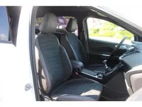 Ford Kuga thumbnail 35