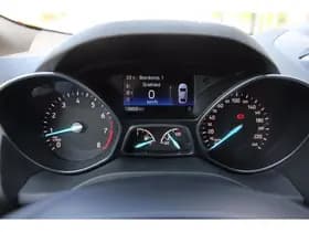 Ford Kuga thumbnail 36